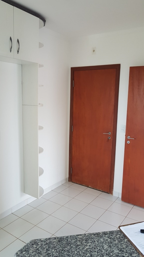 Apartamento à Venda no Vila Santo Antônio em Araçatuba/SP