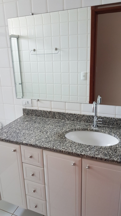 Apartamento à Venda no Vila Santo Antônio em Araçatuba/SP