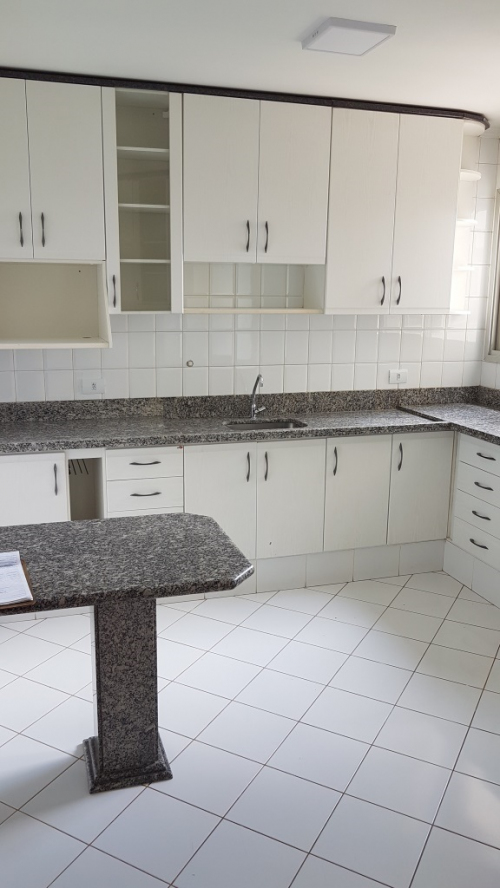 Apartamento à Venda no Vila Santo Antônio em Araçatuba/SP