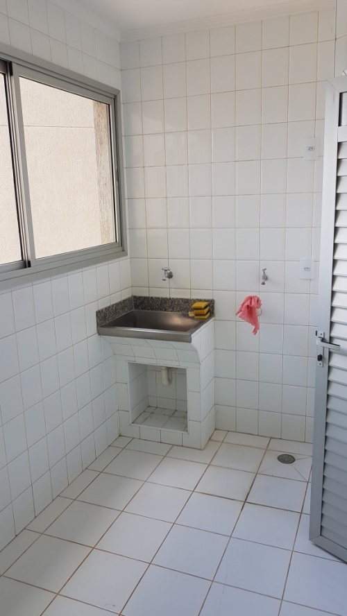 Apartamento à Venda no Vila Santo Antônio em Araçatuba/SP