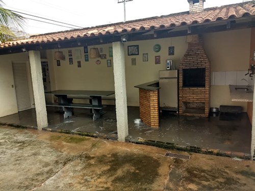 Casa à Venda no Água Branca I em Araçatuba/SP