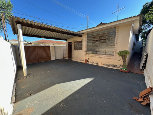 Casa à Venda no Paraíso em Araçatuba/SP