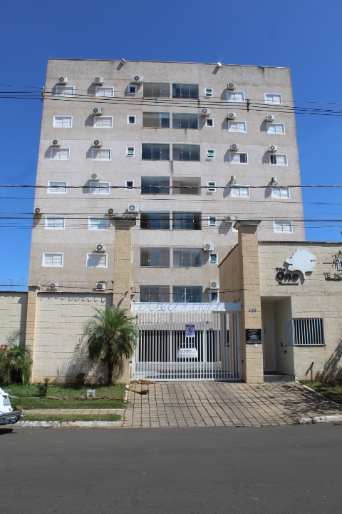 Apartamento para alugar ou venda no Concórdia III em Araçatuba/SP