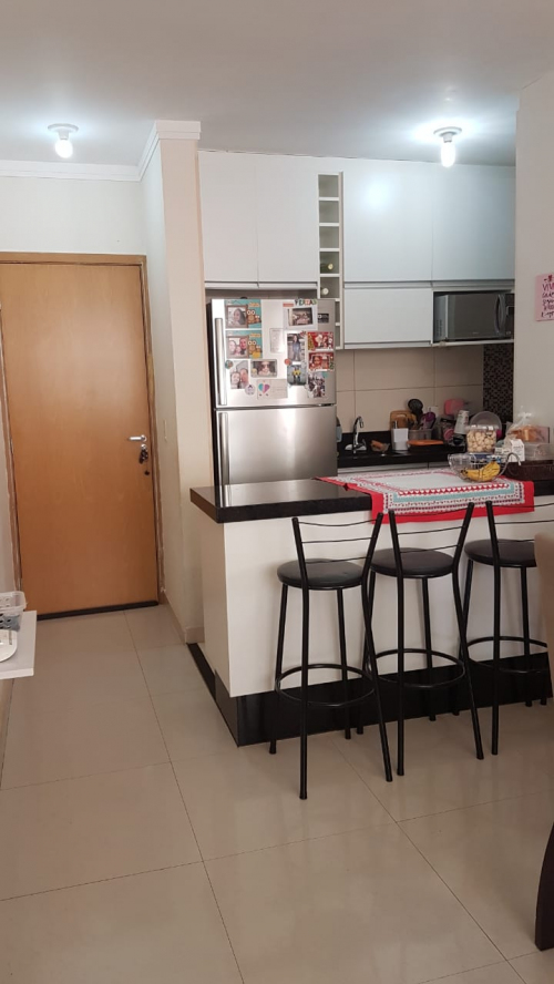 Apartamento à Venda no Conjunto Habitacional Doutor Antônio Villela Silva em Araçatuba/SP