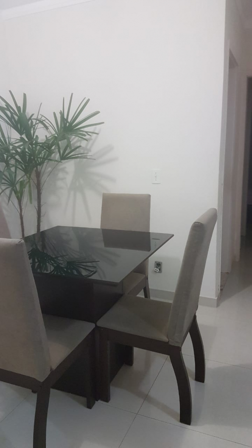 Apartamento à Venda no Conjunto Habitacional Doutor Antônio Villela Silva em Araçatuba/SP