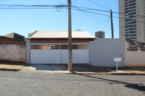 Casa à Venda no Jardim Sumaré em Araçatuba/SP