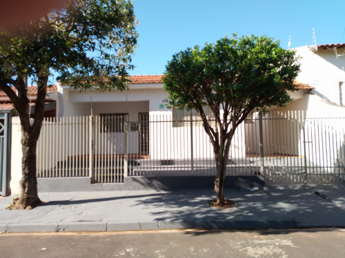 Casa à Venda no Jardim Nazareth em São José do Rio Preto/SP
