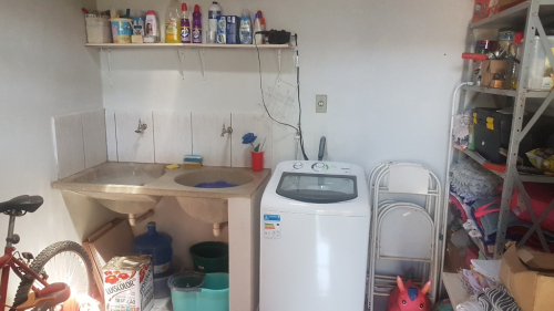 Casa à Venda no Conjunto Habitacional Nossa Senhora Aparecida em Araçatuba/SP