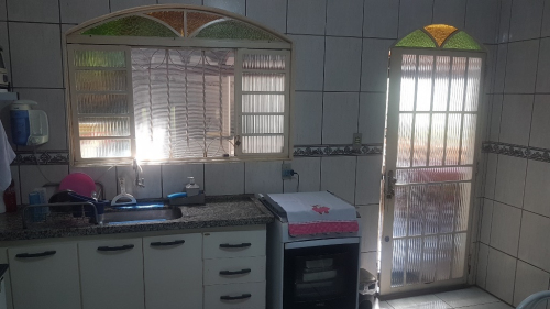 Casa à Venda no Conjunto Habitacional Nossa Senhora Aparecida em Araçatuba/SP