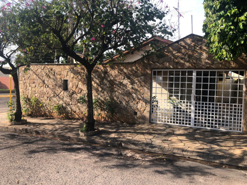 Casa à Venda no Presidente em Araçatuba/SP