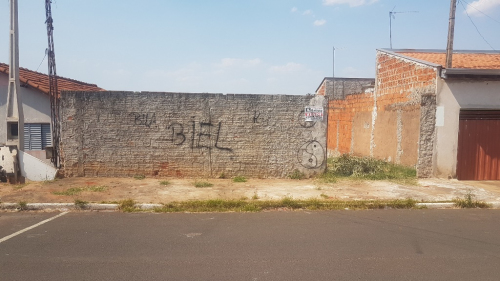 Terreno à Venda no Santa Luzia em Araçatuba/SP