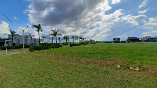 Terreno Condomínio à Venda no Alvorada em Araçatuba/SP