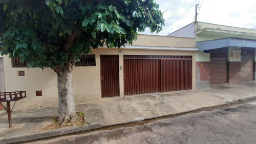 Casa à Venda no Palmeiras em Araçatuba/SP