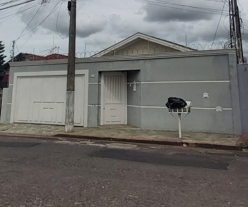 Casa à Venda no Novo Paraíso em Araçatuba/SP