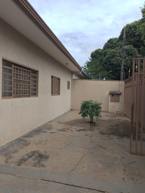 Casa à Venda no Jardim Mugnaini em São José do Rio Preto/SP