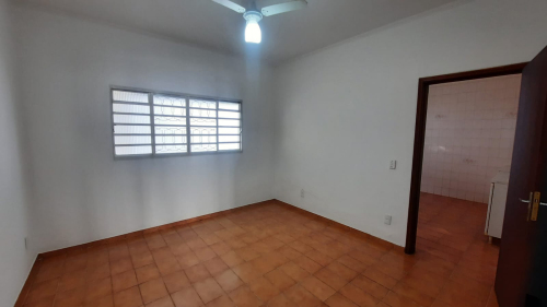 Casa à Venda no Dona Amélia em Araçatuba/SP