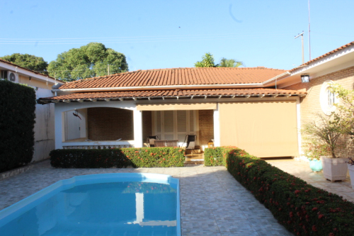 Casa à Venda no Jardim Brasília em Araçatuba/SP