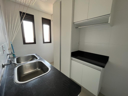 Apartamento à Venda no Parque Baguaçu em Araçatuba/SP