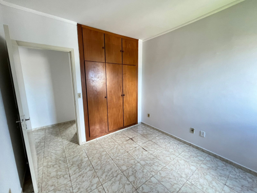 Apartamento à Venda no Vila Santa Maria em Araçatuba/SP