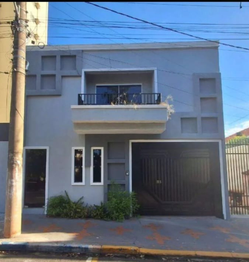 Casa para alugar ou venda no Centro em Birigui/SP