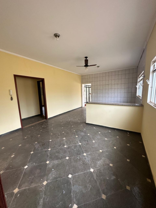 Casa para alugar ou venda no Umuarama em Araçatuba/SP