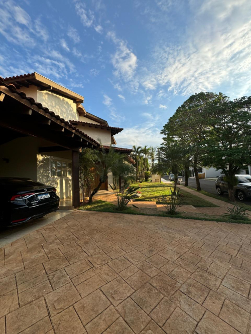 Casa à Venda no Aeroporto em Araçatuba/SP