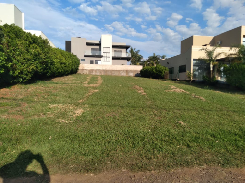 Terreno Condomínio à Venda no Rancho Costa Azul em Araçatuba/SP