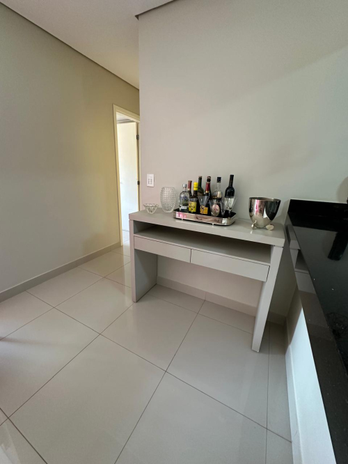 Apartamento à Venda no Parque Baguaçu em Araçatuba/SP